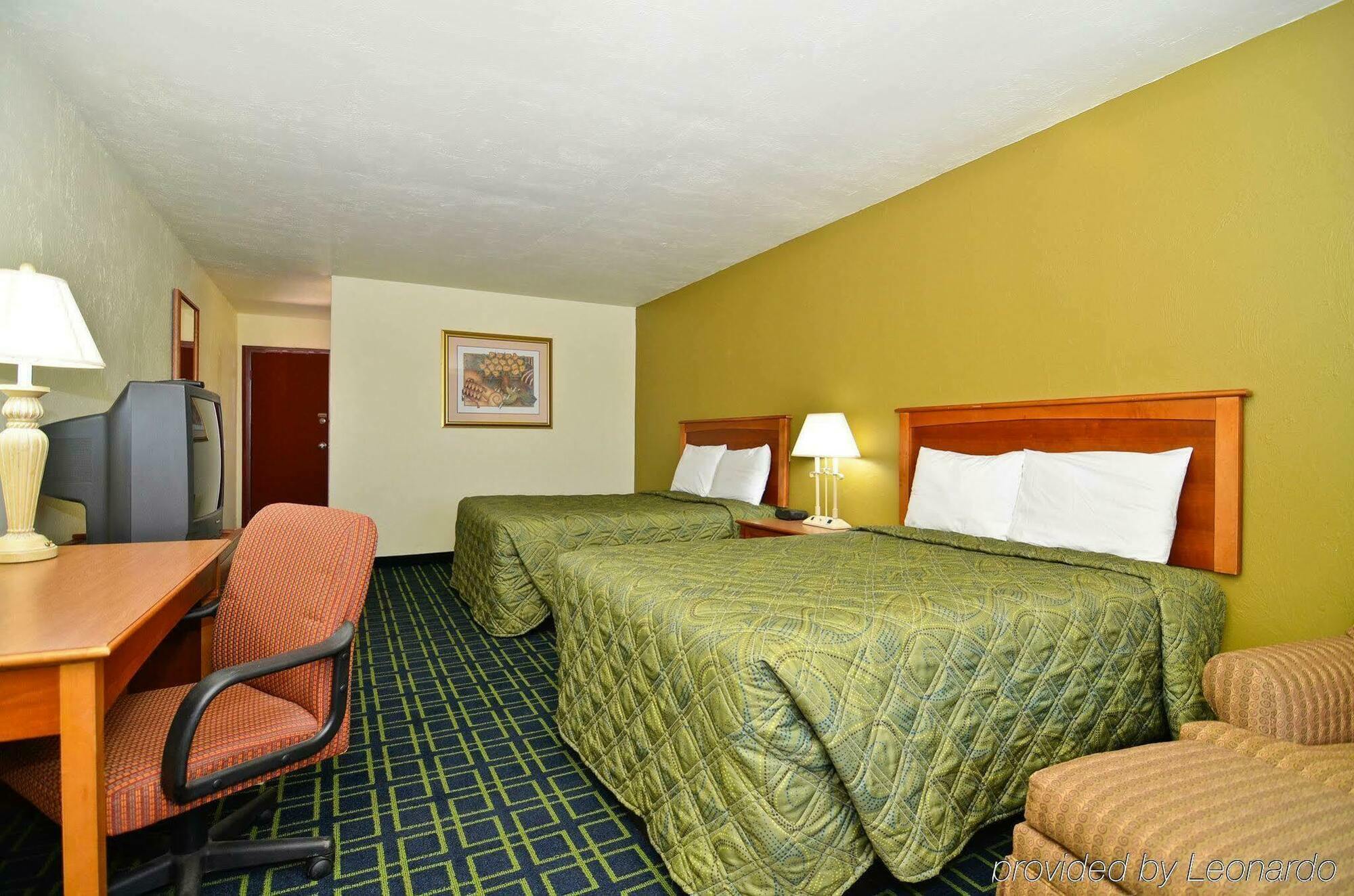 Americas Best Value Inn Pauls Valley Стая снимка